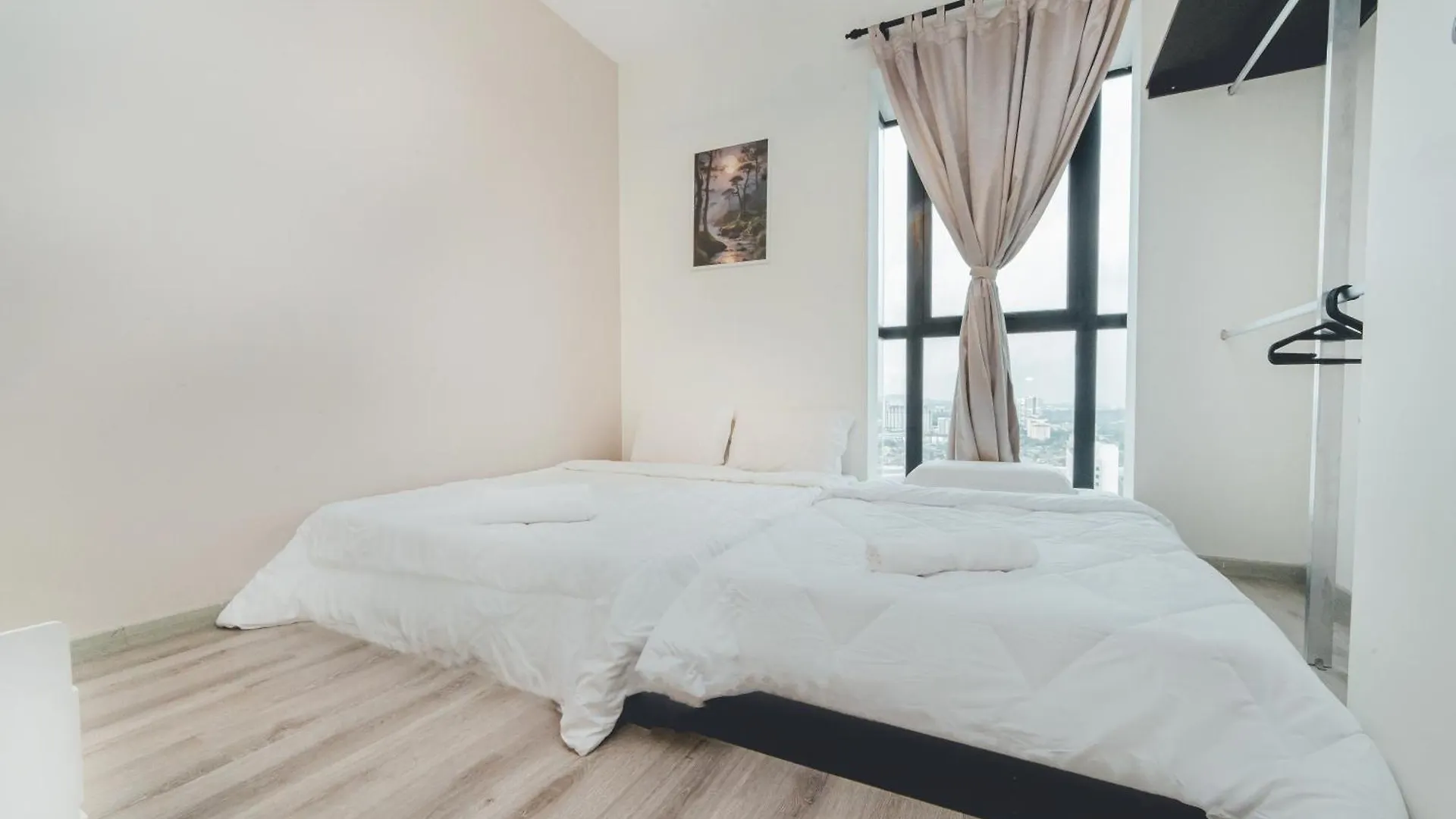 Mosaic Warm Suite 3Br 10Pax Family-Friendly Pooltable By Our Stay Джохор-Бару
