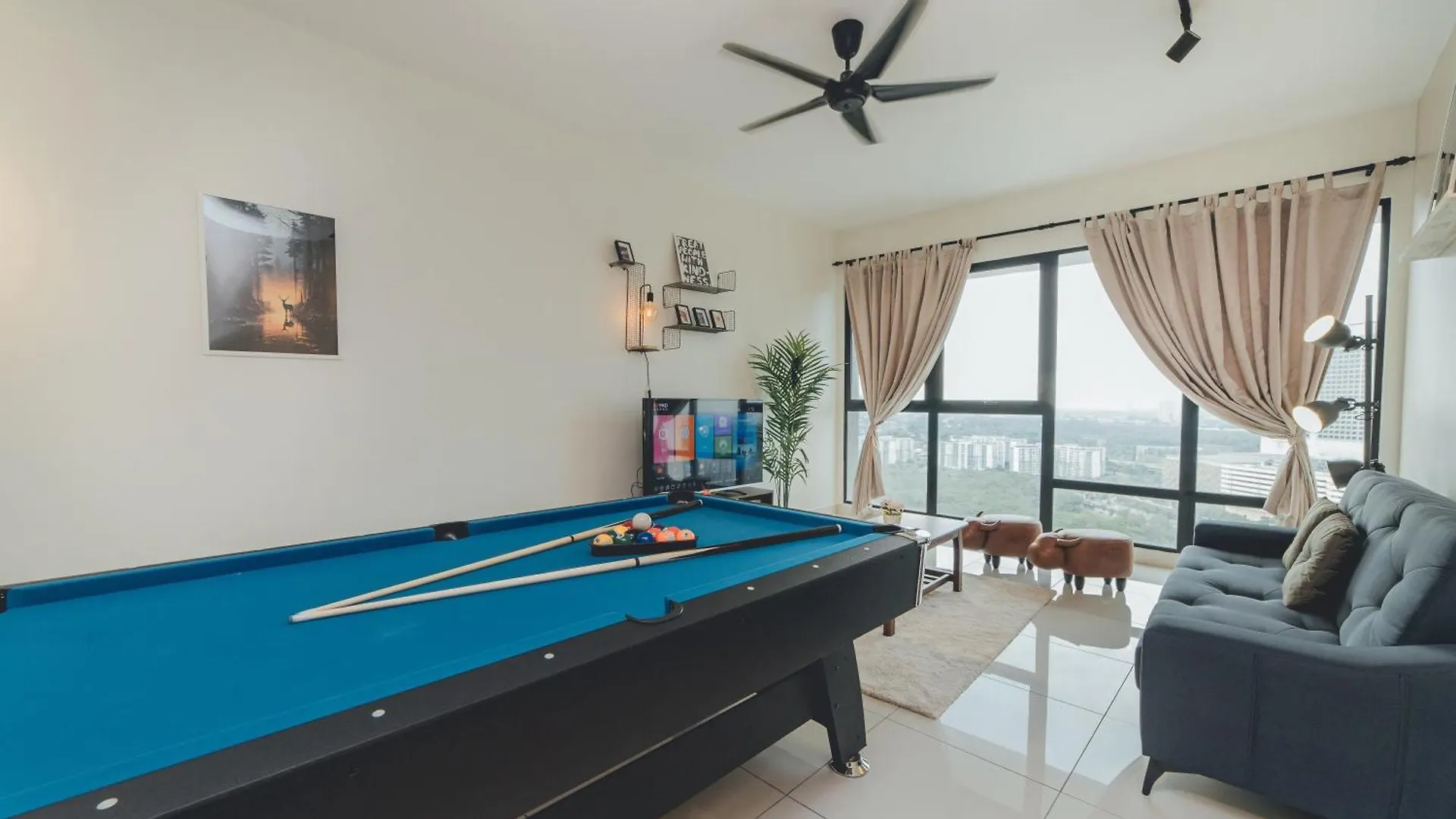 Mosaic Warm Suite 3Br 10Pax Family-Friendly Pooltable By Our Stay Джохор-Бару